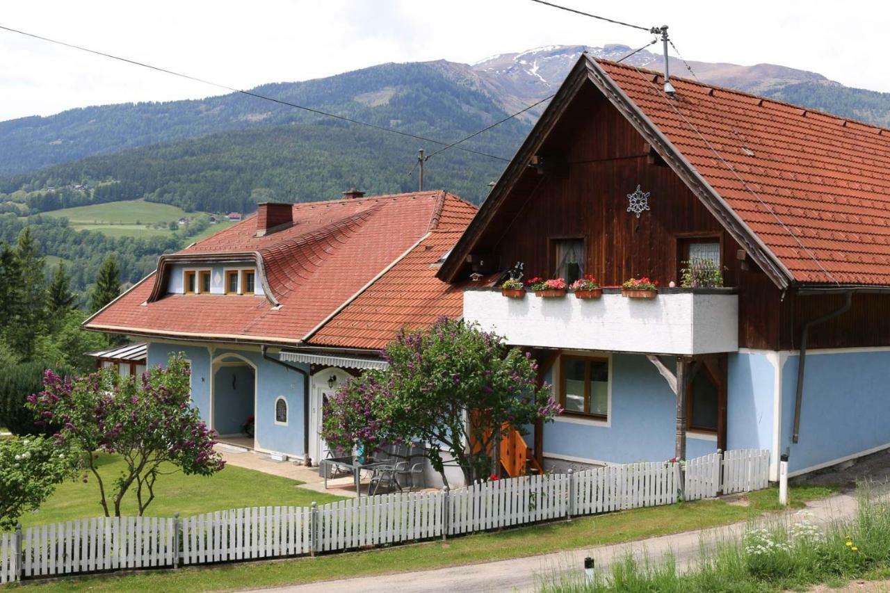 Zur Alpenruhe Lägenhet Seeboden Exteriör bild